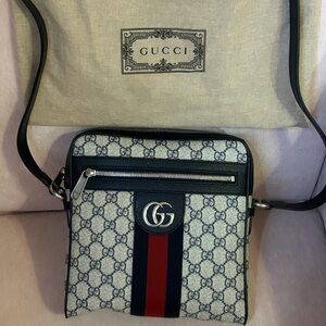 Gucci Ophidia GG Small Messenger Bag Beige And Blue GG Supreme Canvas
